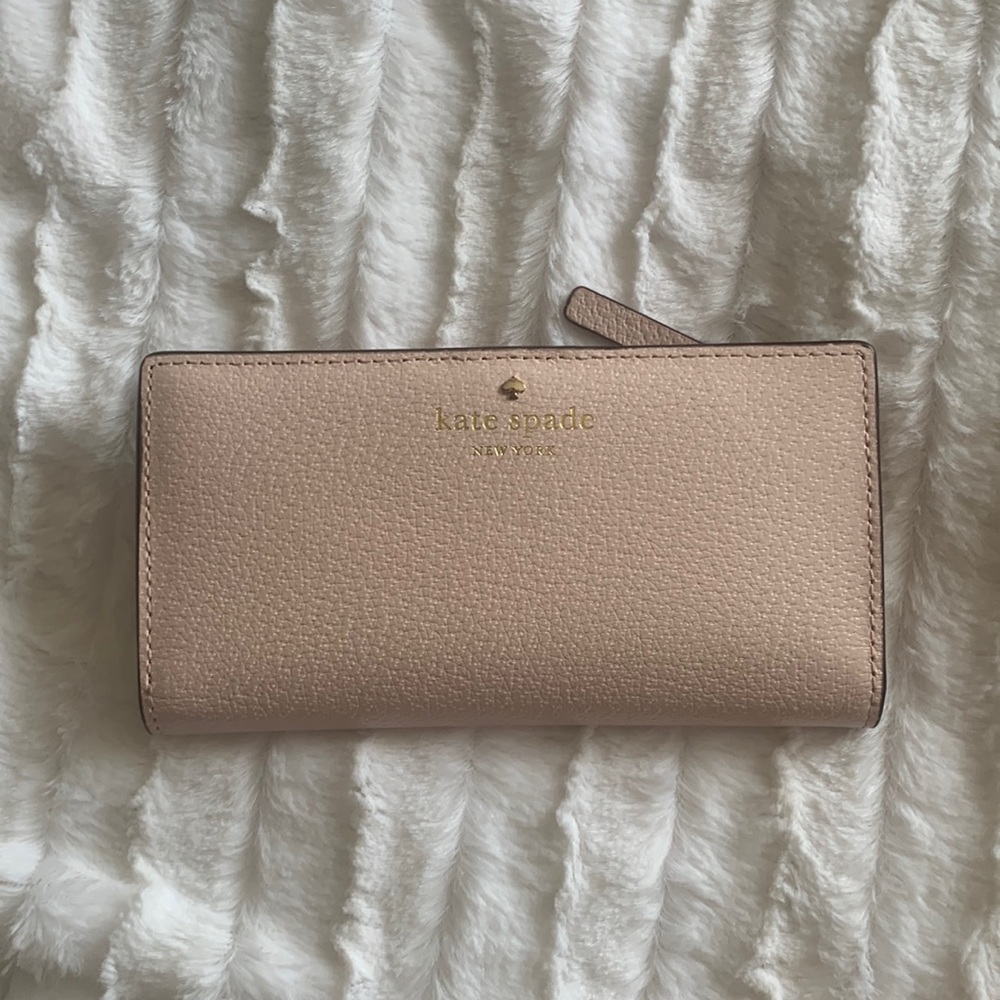 Kate Spade Large Slim Bifold Wallet